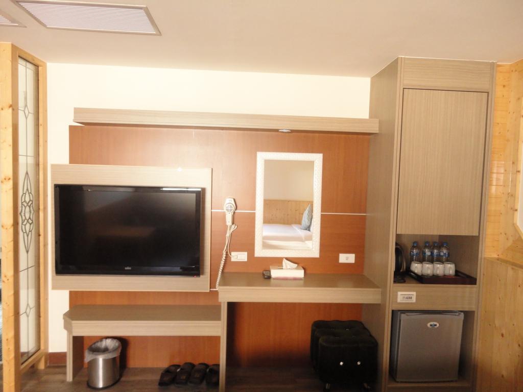 Royal Hotel Magong Phòng bức ảnh